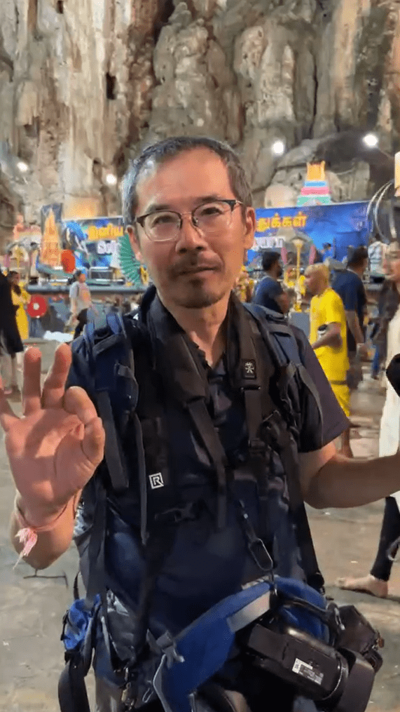 Japanese photographer speaks in Tamil