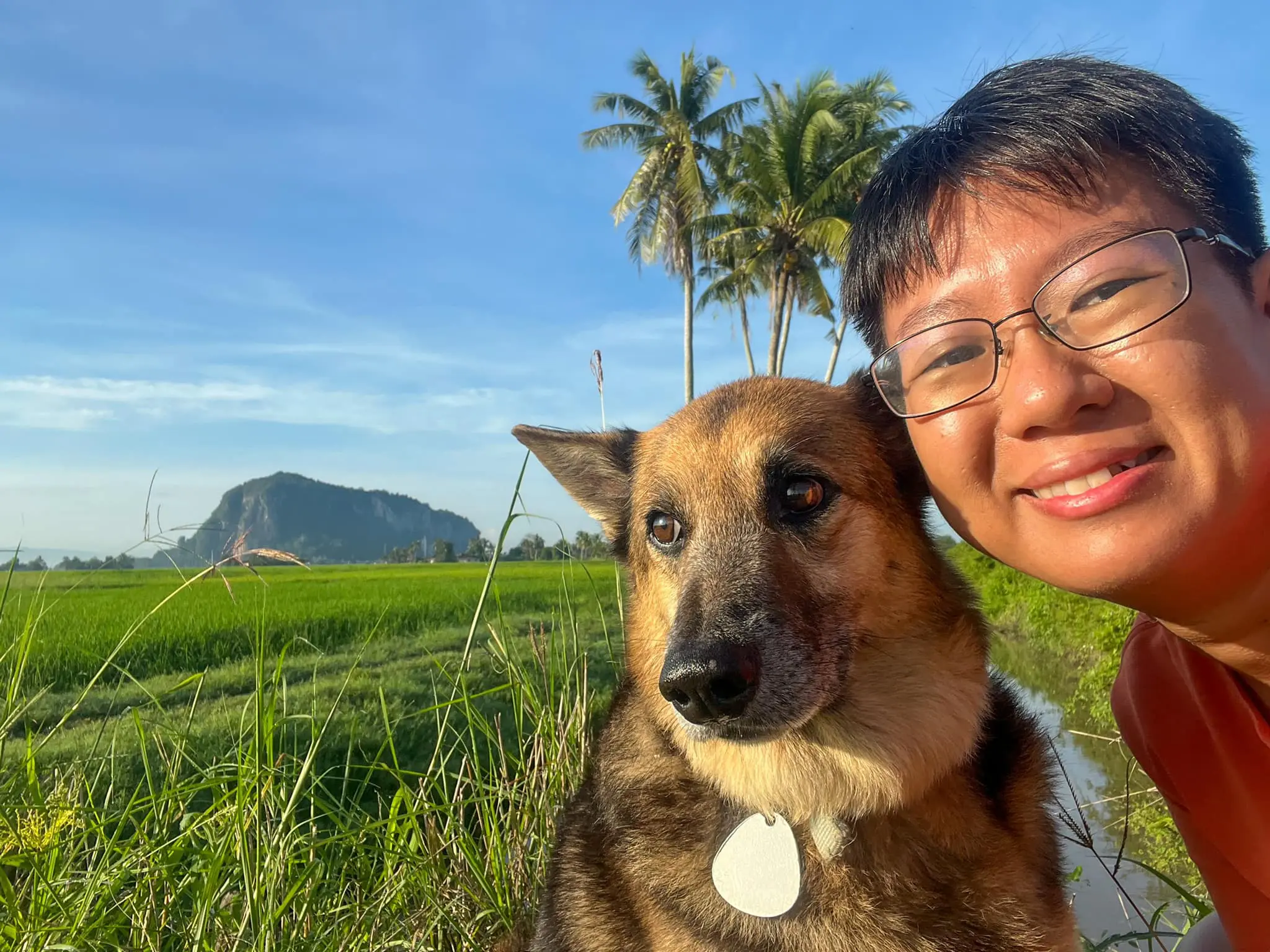 Jen Wong and her dog 04