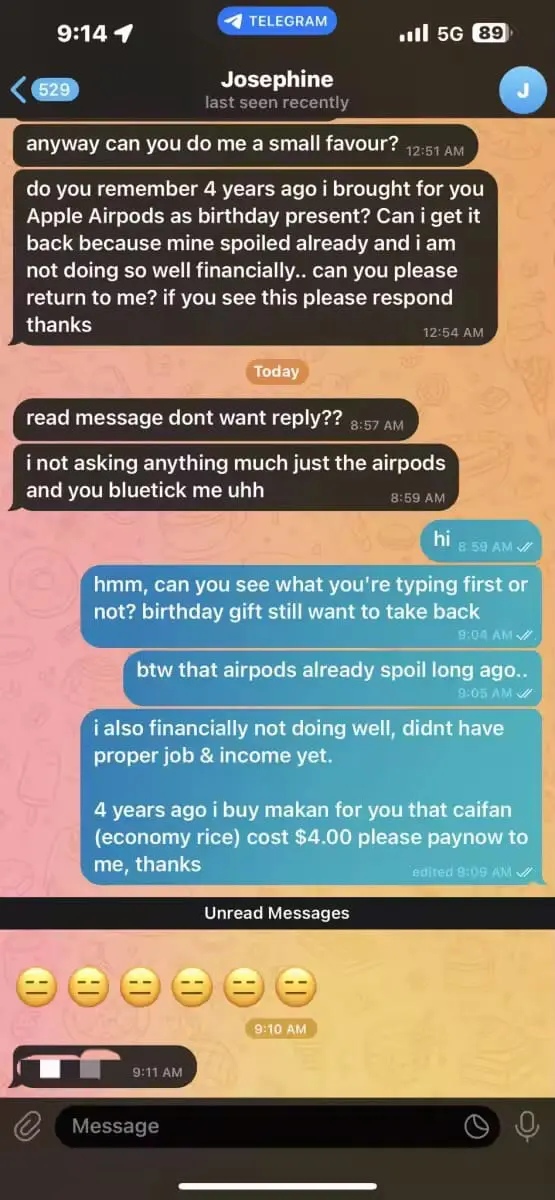 SG woman curses at friend over Airpods