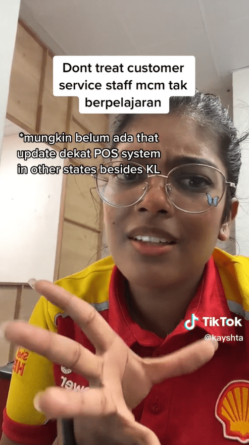 "Can You Understand Simple English?" — M'sian Girl Gets Scolded By Rude Customer, Urges Others To Show Respect