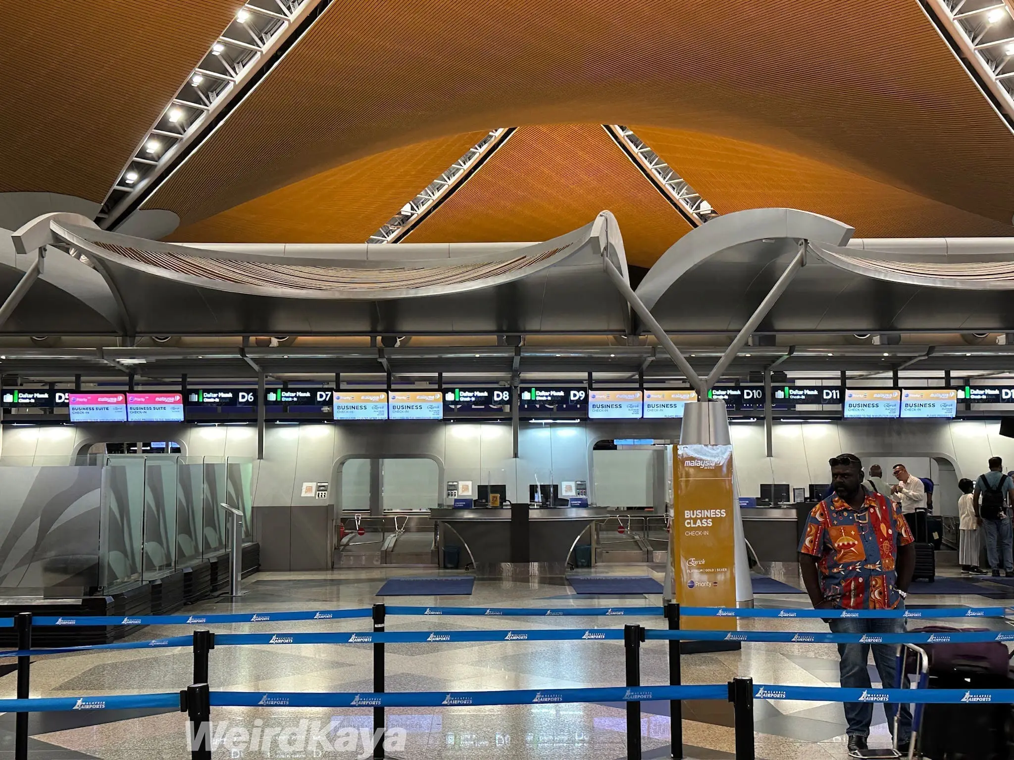 KLIA Malaysia Airlines Check In Counter