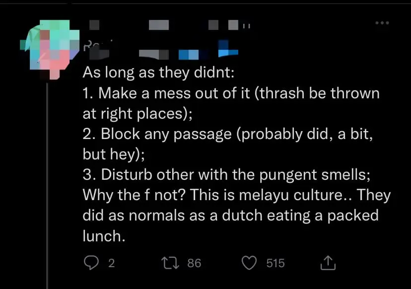 Picnic At KLIA? M’sian Family Spotted Having Full Spread At Lounge Area, Sparks Debate Online