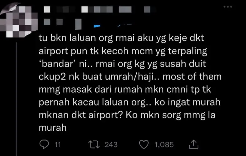 Picnic At KLIA? M’sian Family Spotted Having Full Spread At Lounge Area, Sparks Debate Online