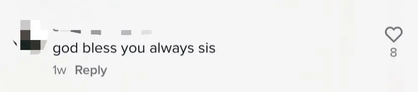 M'sian Girl Comes To The Aid Of Injured Dog Lying By The Roadside