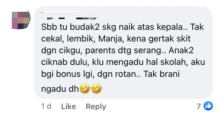 "Too Pampered" — Netizens Divided Over School Giving Students Chairs To Use During Assembly comment 1