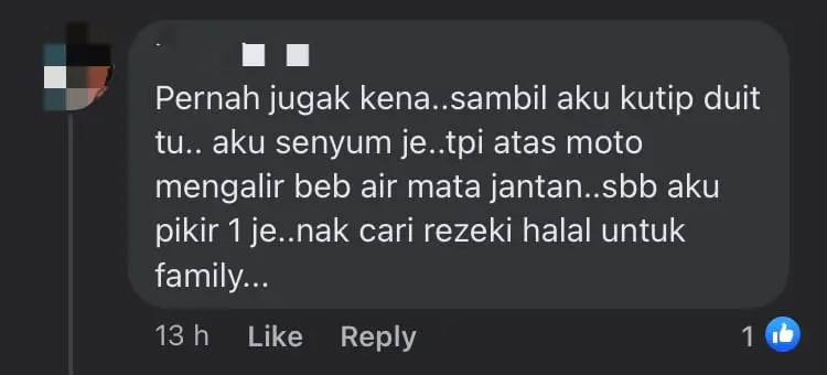 Rude Customer Tosses Cash At M'sian Delivery Rider To Avoid Getting His Hands Wet From The Rain comment 3