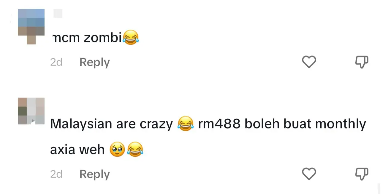 M'sian Blinks Rush For Starbucks' Exclusive Blackpink Merchandise Before Mall's Opening Hours