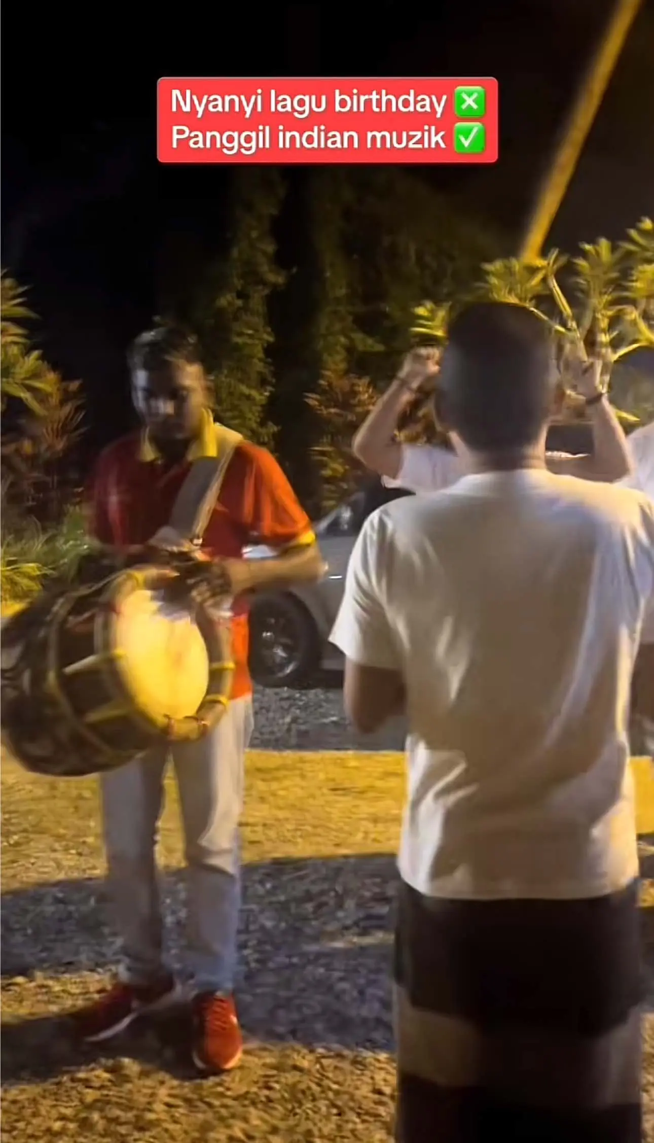 Man with urumi melam 