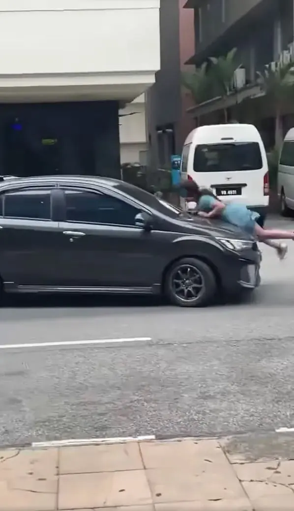 M'sian Woman Fakes Getting Hit By A Car Following Argument With Partner