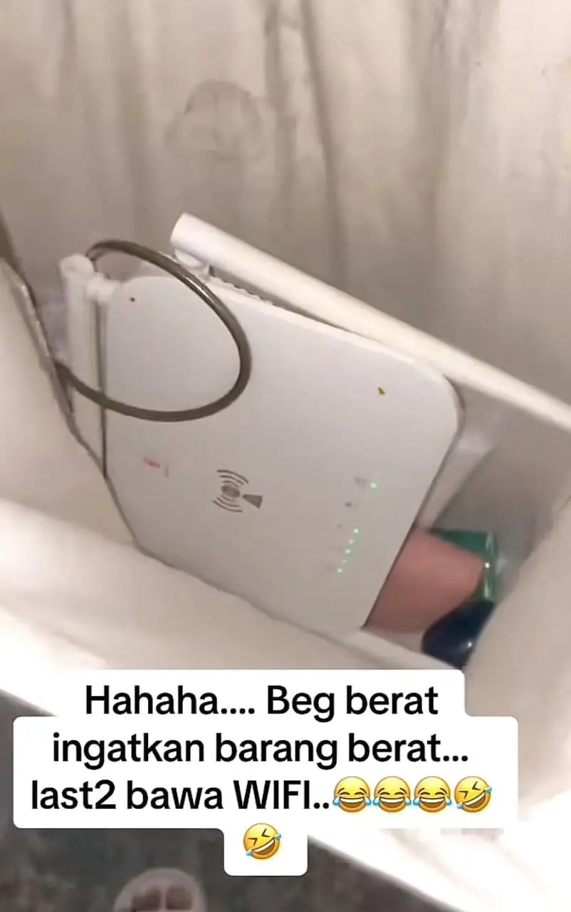 Wi-Fi router inside a woman's bag 