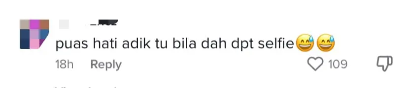 This M'sian Kid Is In Starstruck Awe After Notices Muhyiddin Yassin Sits Beside Him