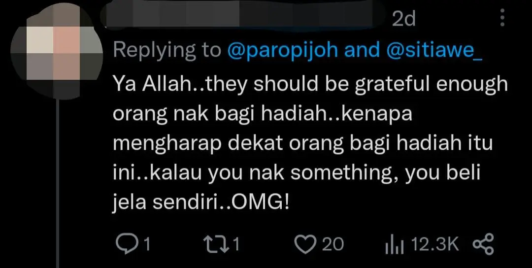 "I Deserve Better" — M'sian Teacher Unhappy With Spice Rack She Got As Retirement Gift