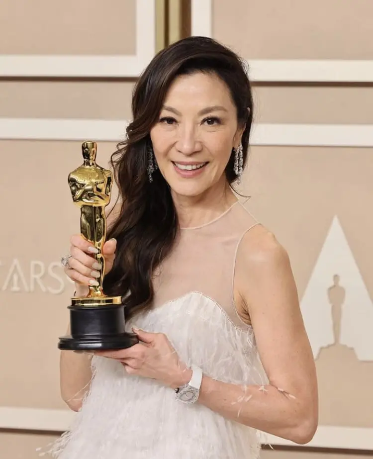 Michelle Yeoh wins the Oscars