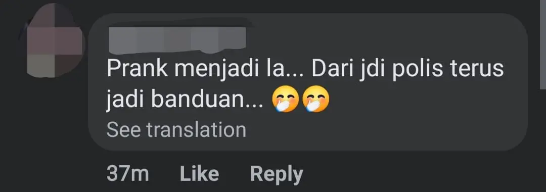 Kuching Citizen Pretends To Be Policeman To Arrest Officer, Prank Backfires And Ends Up Being Arrested Instead