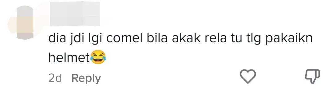 RELA Officer Saves UiTM Graduate Who Was Close To Missing Her Convocation Ceremony