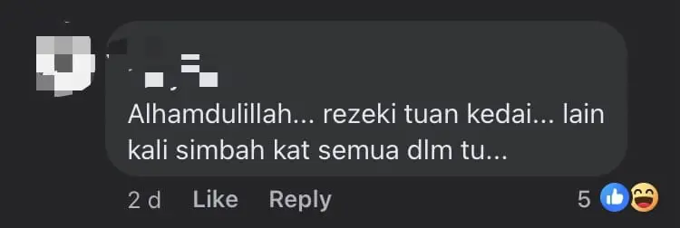 M'sian Forced To Purchase 10 Branded Caps After Spilling Coffee On Them comment 1