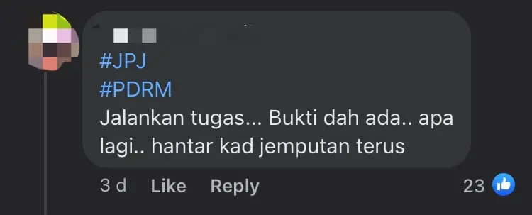 Perodua Alza Cuts Into Lane Illegally, Runs Red Light & Yells Angrily At Other Driver comment 1