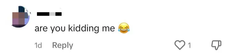 Mat Salleh Tries To Open Coconut With His Teeth In M'sia But Ends Up Cracking It comment 2