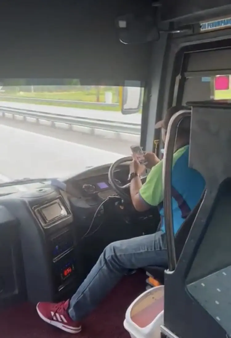 Bus Driver Uses Phone While Driving From Penang To Ipoh