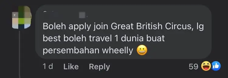 M'sian Delivery Rider Does 'Wheelie' Stunt On The Road, Netizens Joke He Should Work At The Circus comment 4