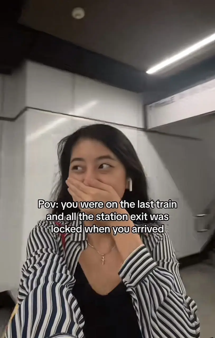 woman shocked after being trapped in mrt station