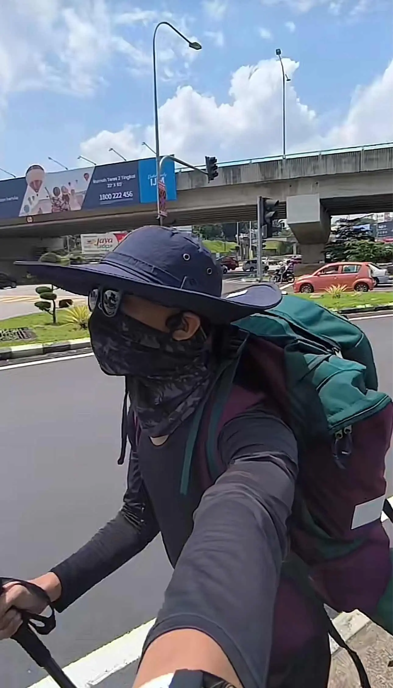 Nathanael Lau in his trekking attire