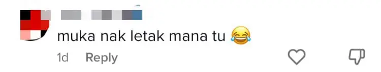 'Mat Rempit' Tries To Show Off Moves With A Wheelie At KLCC, Falls Down & Humiliates Himself comment 1