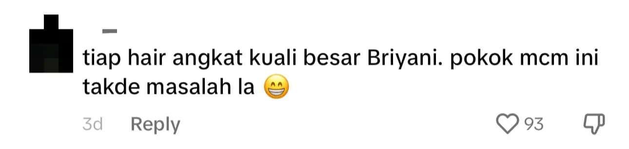 Nasi Kandar Workers In Bangsar Win Praises After Helping To Lift Fallen Tree Off The Road During Rainstorm comment 3