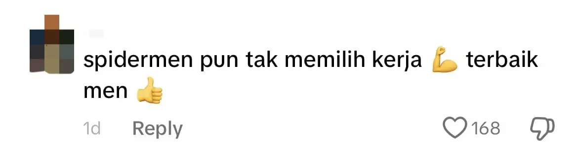 'Even Heroes Need Part-Time Jobs' — M'sian Man Collects Trash While Wearing 'Spiderman' Mask comment 2