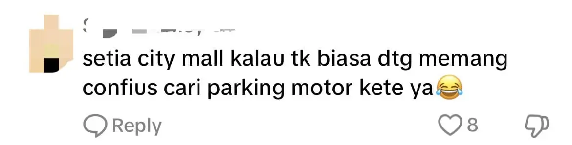 Myvi Drives Into Motorbike Entrance By Mistake At Setia City Mall, Struggles To Exit comment 2