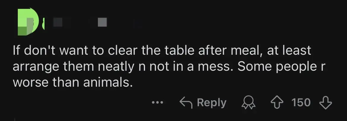 M'sian Rants About Customers Not Clearing The Table After Eating, Sparks Debate comment 3