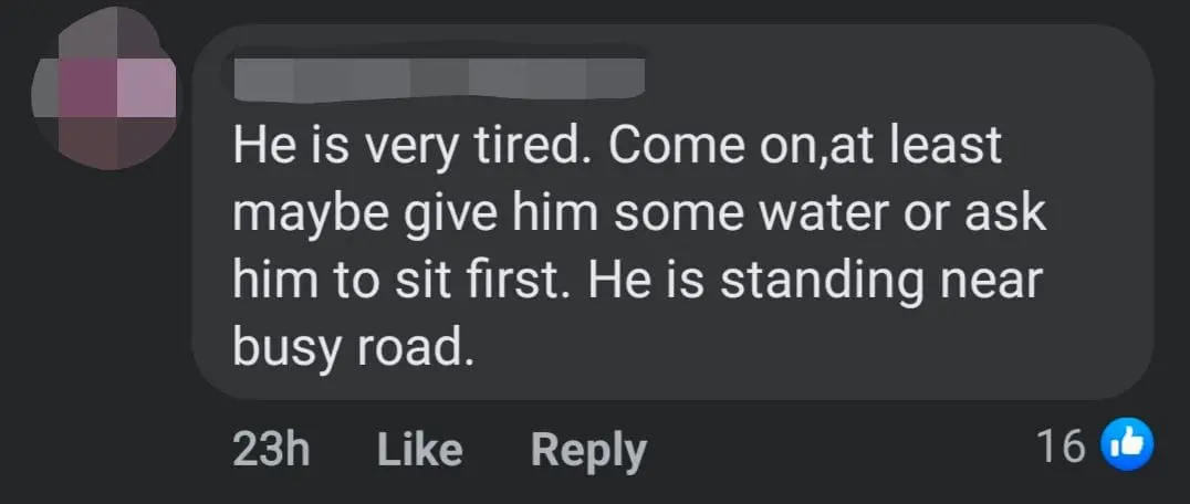 M'sian Traffic Policeman Falls Asleep While Standing, Netizens Think He May Be Unwell comment 2