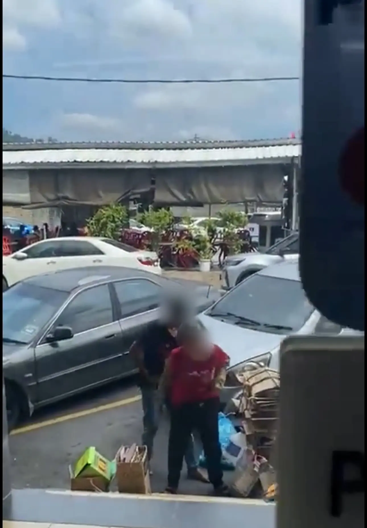 21yo Foreigner Caught Sexually Harassing 71yo M'sian Woman At Ampang