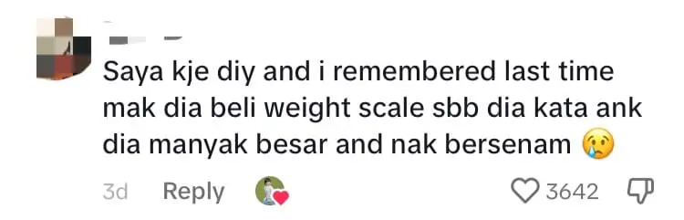 M'sian Woman Holds Rotan To 'Motivate' Her Son To Exercise, Netizens Amused By Her Unusual Method comment 3