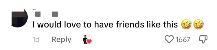 'Don't Stand Or You Pay' — M'sians Sit Through Heavy Rain To See Who Would Foot The Bill comment 1