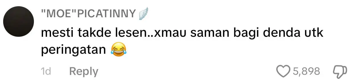 M'sian Police Ask Two Female Kids Who Illegally Brought Motorcycle To Squat By The Road comment 2