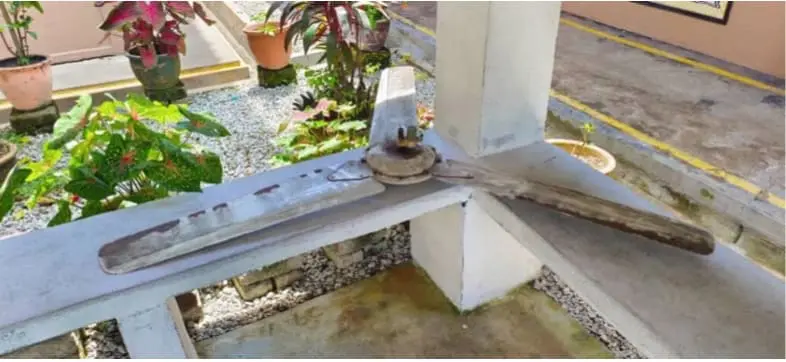 8yo Student Fractures Her Finger After Ceiling Fan Fell On Her During Class 