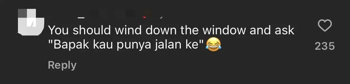 Angmoh Man Casually Cruises On Busy Road With Scooter, M'sians Enraged By His Disregard For Safety comment 3