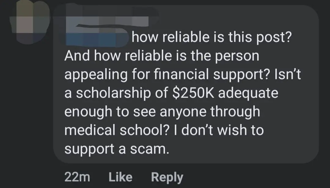 M'sian University Student Caught Eating Leftover Chicken Bones In KFC