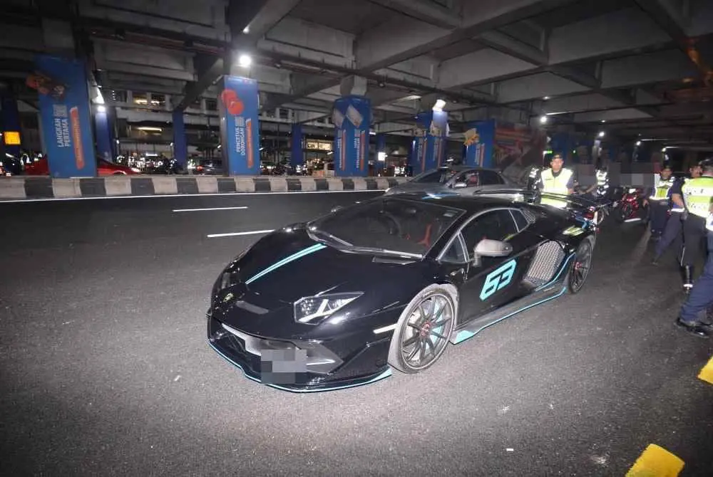 Lamborghini Aventador