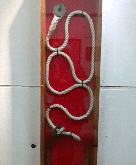 brass knuckle on the hanging rope