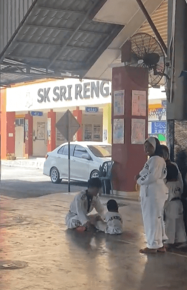 Little girl throw tantrum during taekwondo class Screenshot 2025-02-17 175017 (4)