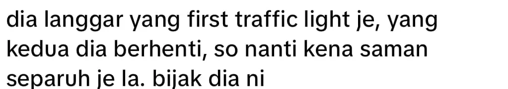 Lorry Runs Red Light While Toyota Vios Awkwardly Stops Mid-Intersection In Kuantan comment