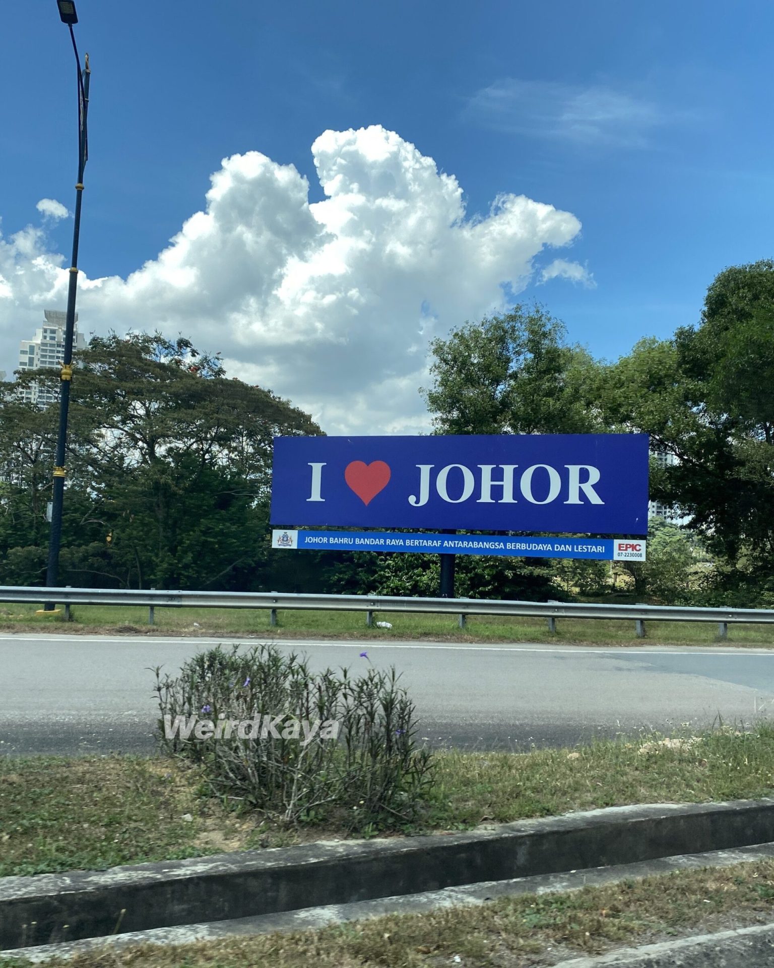 Love Johor sign