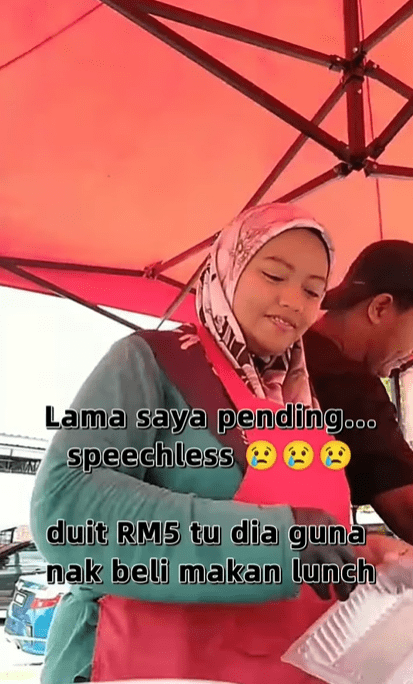 M'sian Vendor Gives Free Food To Delivery Rider Who Only Had RM5