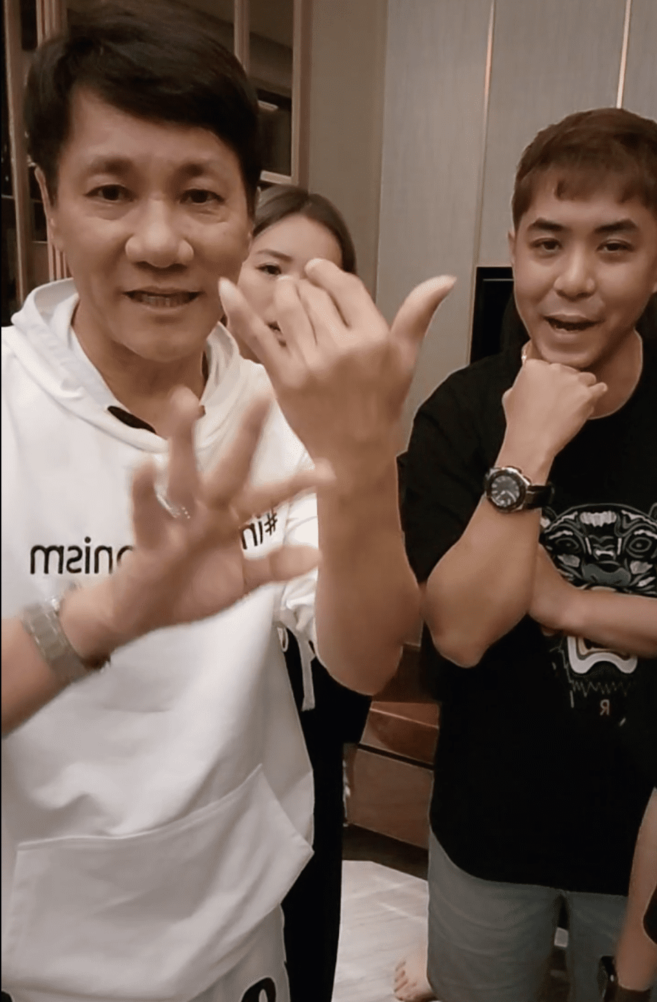 Mai Yu Ge Wang Lei raises fund for Malaysia 05