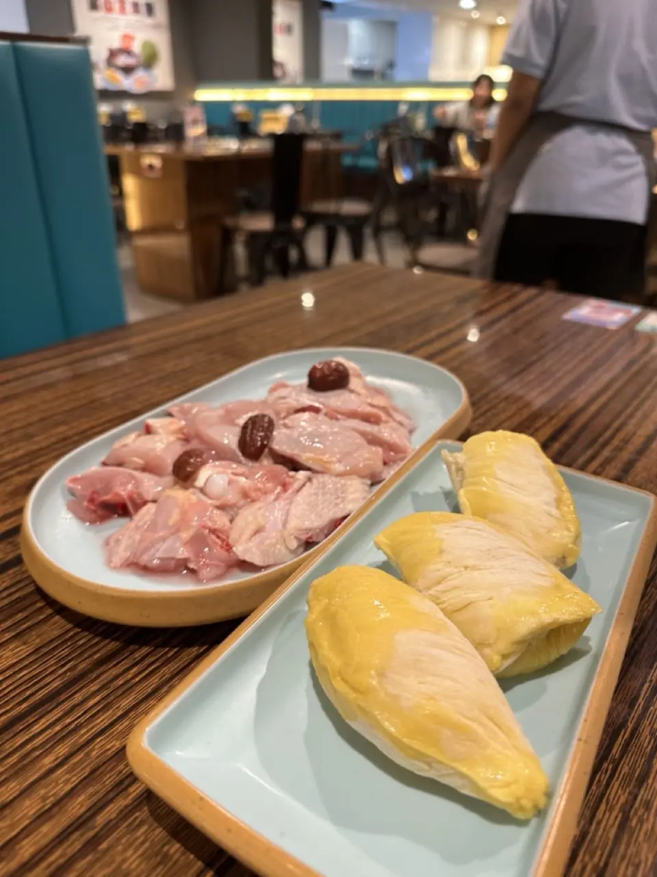 Main Ingredients of Durian Chicken Hotpot