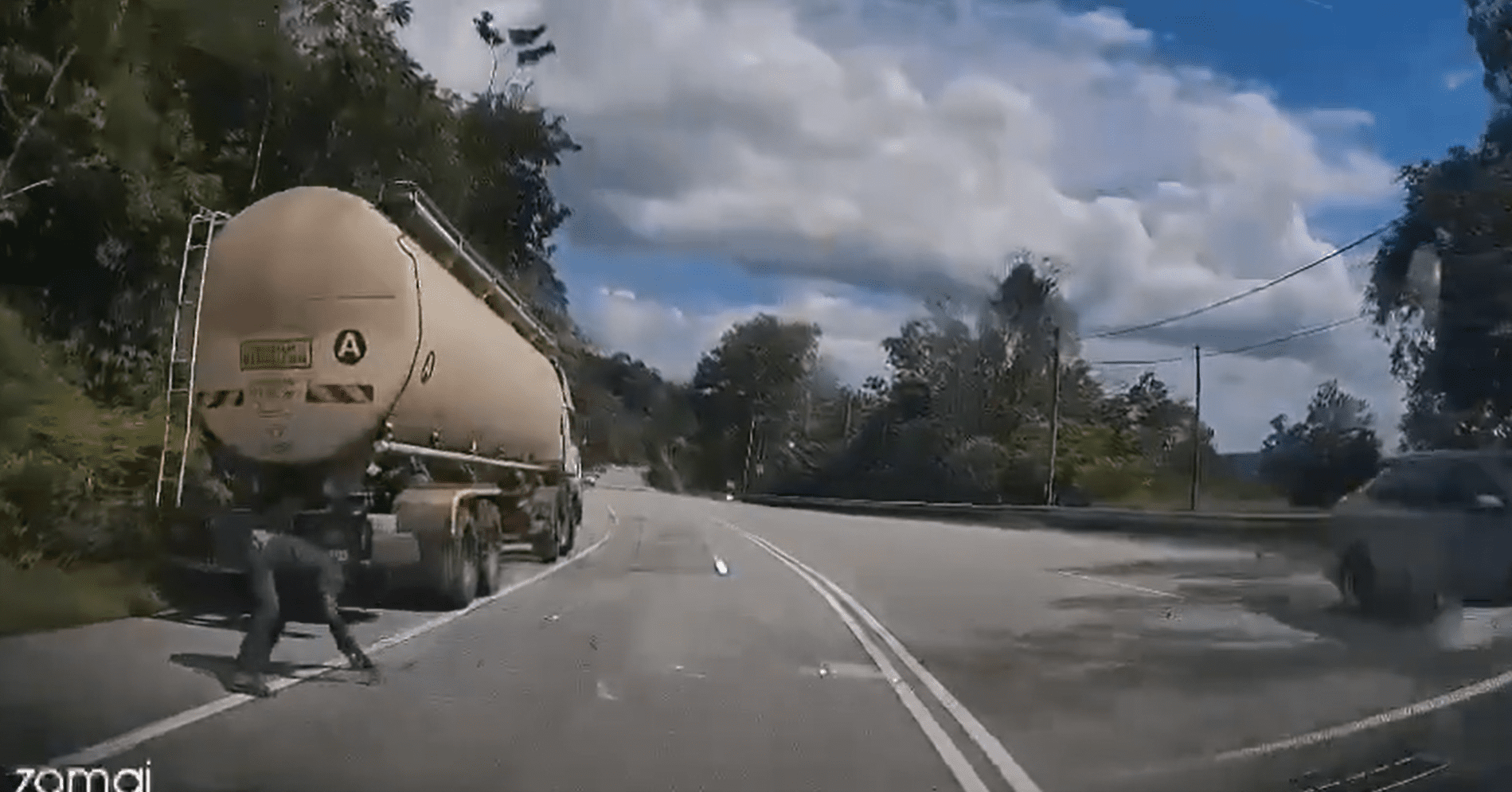 Man tries to stand up after panther attack