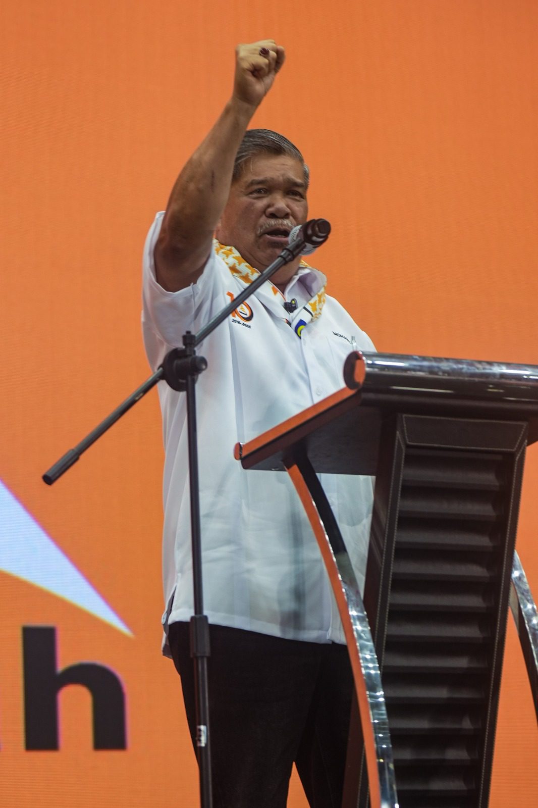 Mat sabu giving speeching