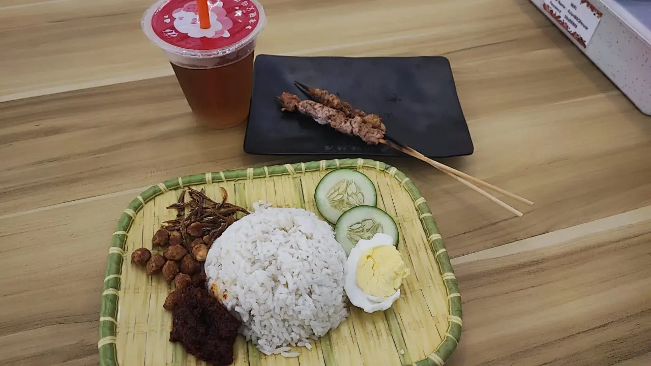 Melaka Restaurant Free Nasi Lemak